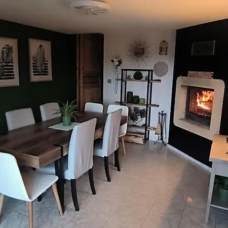 Jolie Maison Avec Spa Exterieur 度假居